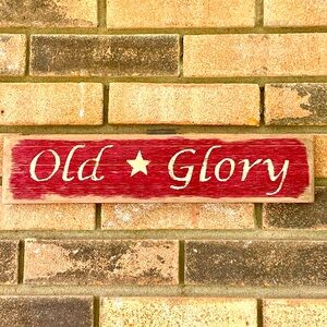 *Old Glory With Star Distressed Barnwood Sign